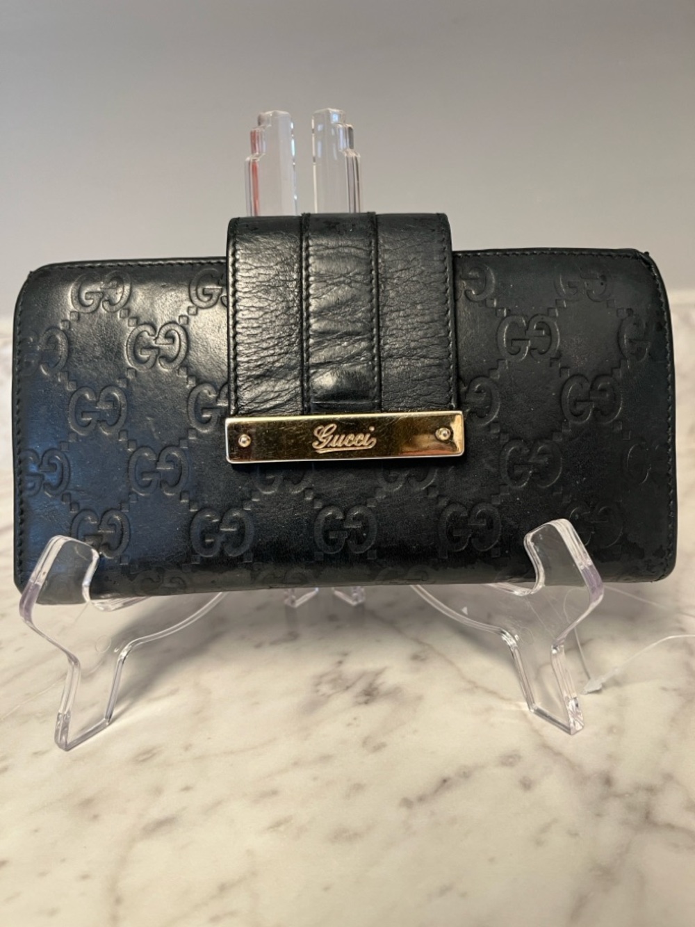 Gucci Black Embossed GG Leather Wallet with Gold Nameplate - Picture 7 of 9